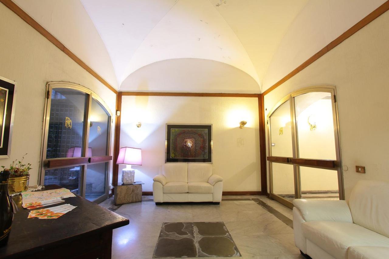 Apartment,1372068530:JPEG