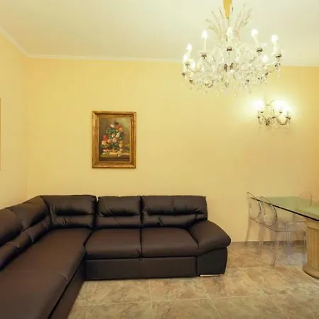 Via Veneto Suite 107-3